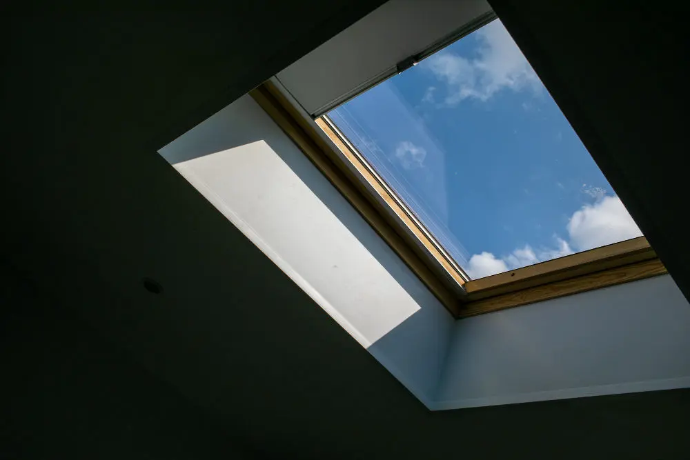 attic window 